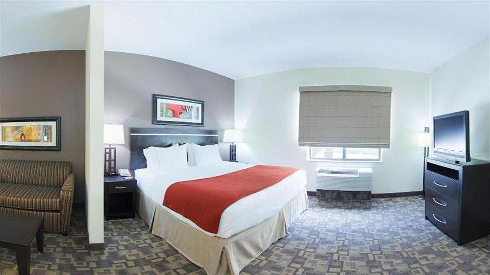 Holiday Inn Express Hotel And Suites Lincoln Airport By Ihg Dış mekan fotoğraf
