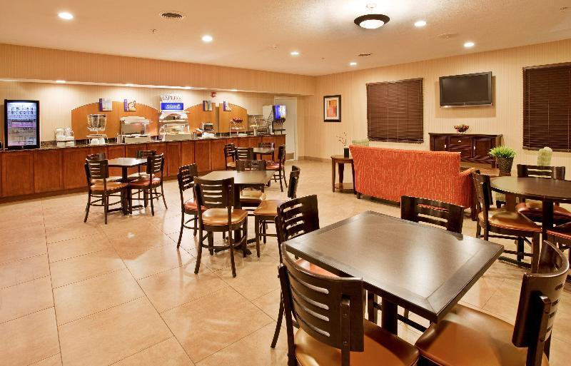 Holiday Inn Express Hotel And Suites Lincoln Airport By Ihg Dış mekan fotoğraf